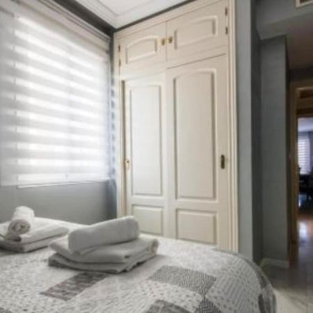 Апартаменты Apartamento Estaciones Кордова Экстерьер фото