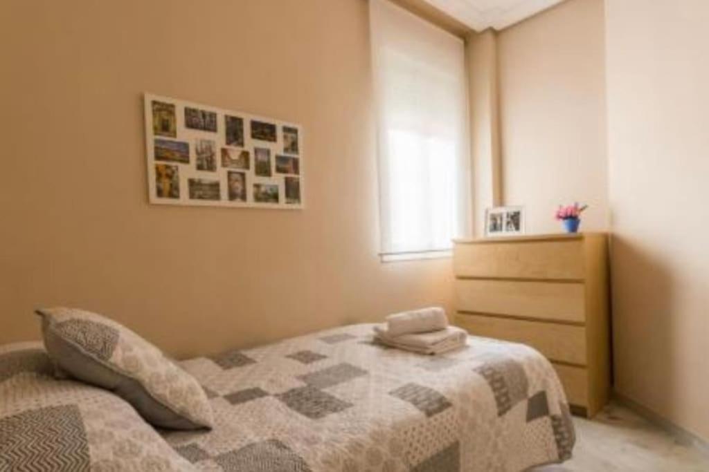 Апартаменты Apartamento Estaciones Кордова Экстерьер фото